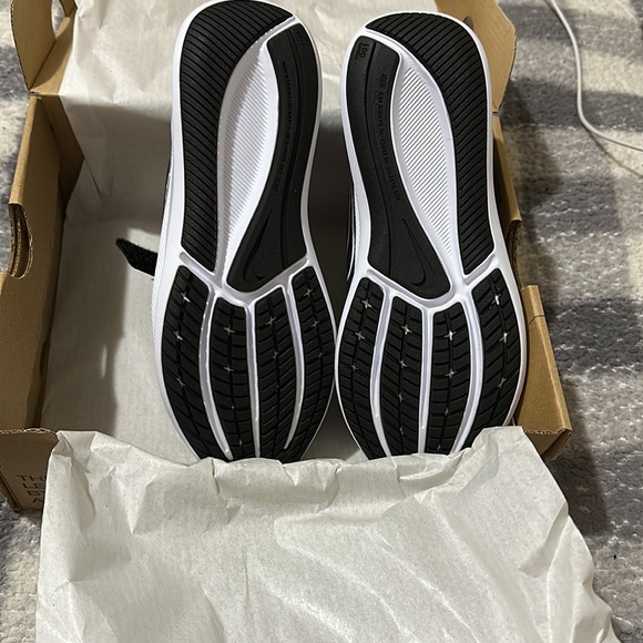 SOLD - Picture 4 of 8